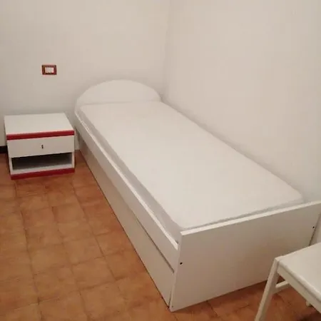 A Pochi Passi Dal Centro E Parcheggio Gratuito *